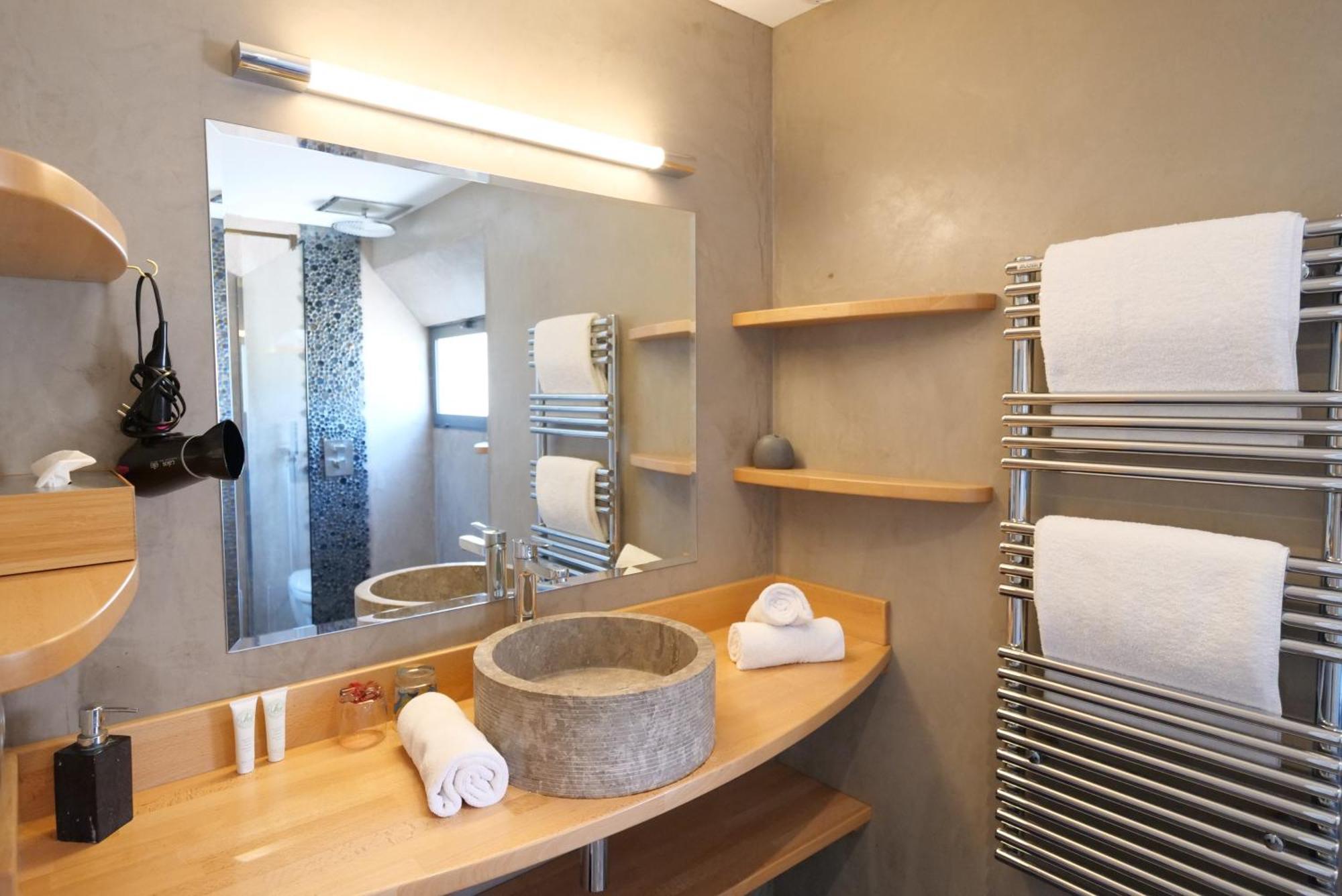 Chambres Du Vieux Bistrot Cabrières-dʼAvignon エクステリア 写真