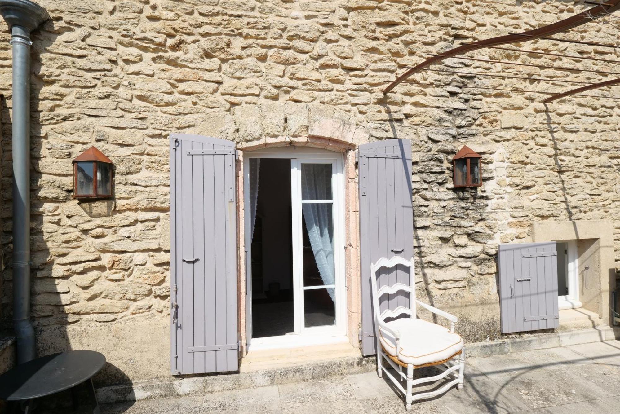 Chambres Du Vieux Bistrot Cabrières-dʼAvignon エクステリア 写真